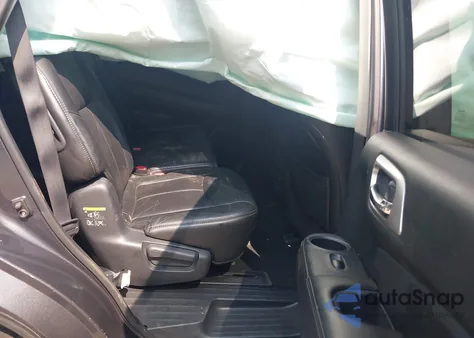 2014 Nissan Pathfinder Platinum from USA, damaged, VIN 5N1AR2MM5EC655713